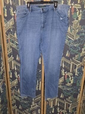Lauren Jeans Co Premium Womens Denim Pants 20W Medium Wash Classic Slim Fit
